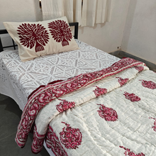 Load image into Gallery viewer, White &amp; Red Hand-Block Printed Tilonia AC Blanket
