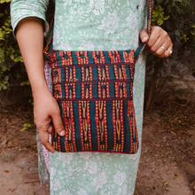 Load image into Gallery viewer, Green Zig Zag Hand-block Printed Travel Sling Bag
