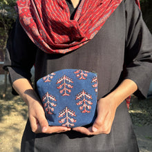 Load image into Gallery viewer, Blue Floral Hand-block Printed Cotton Travel Pouches of 3 Set
